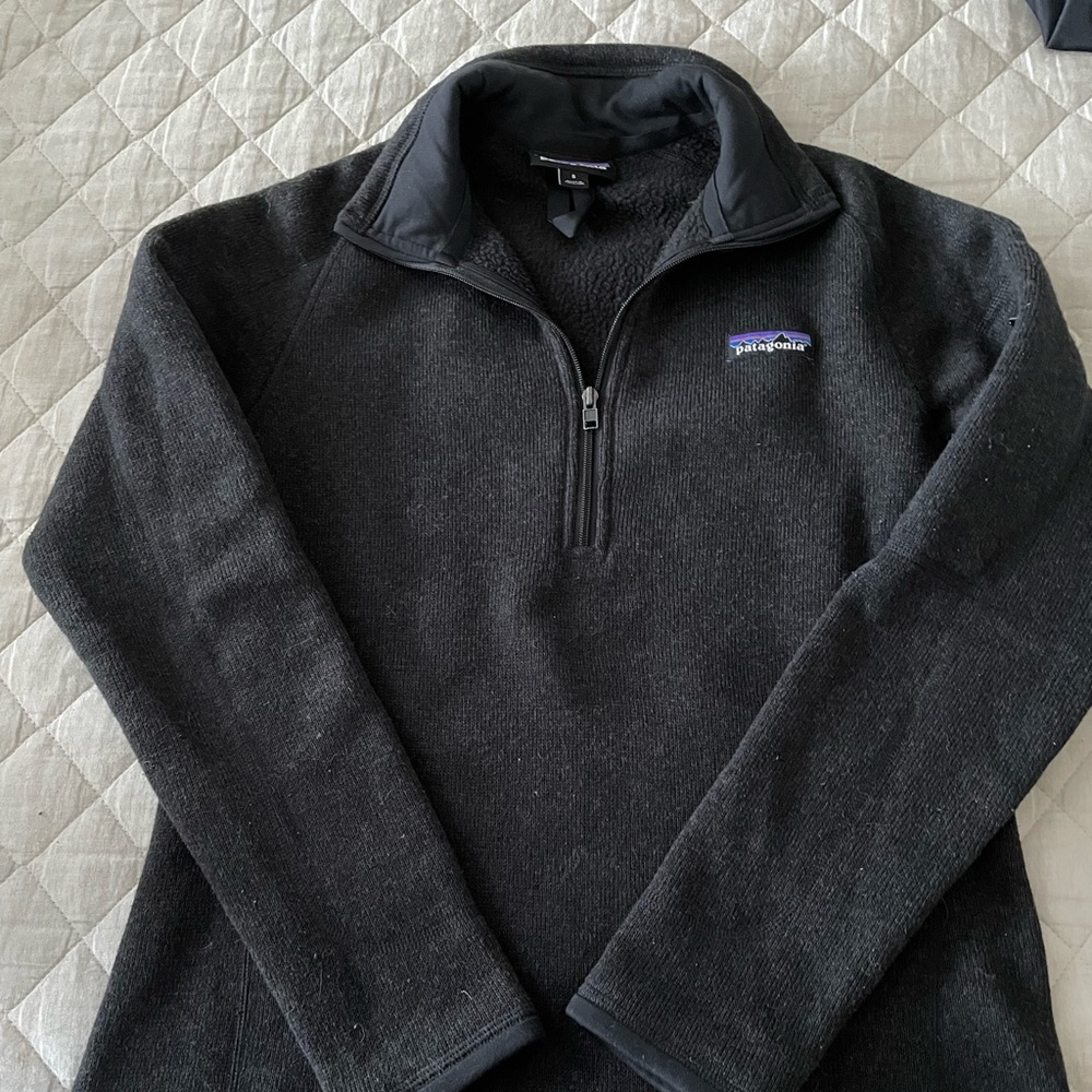Patagonia quarter zip sweatshirt